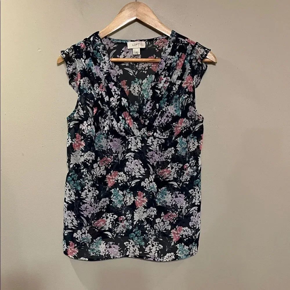 LOFT Black Floral Sleeveless Blouse